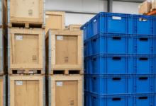 Wooden Pallets vs. Plastic Pallets: Which Is Better for Shipping